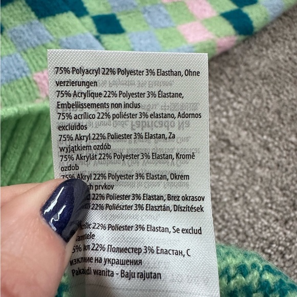 Cotton On Blue and Green Checkered Cropped Women’s Sweater Size Small - Picture 5 of 6